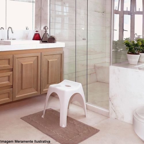 Banqueta Enseada branca para um toque clean e aconchegante na decoração. Compre agora online com frete para todo o Brasil!