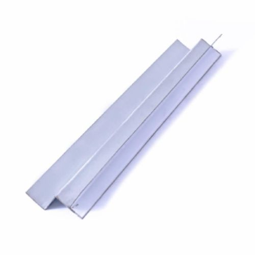 Cantoneira Lisa Barbieri do Brasil Tabica Pintada Galvanizado Branco 3m